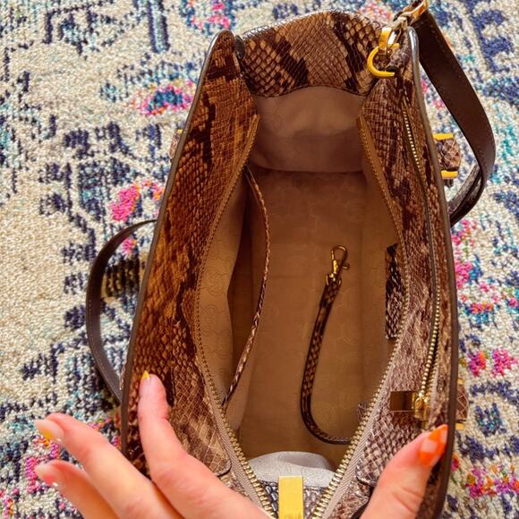 MICHAEL KORS Embossed Leather Snakeskin Satchel Handbag 🐍🤎 - Picture 7 of 8